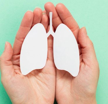 Recognize the Symptoms of Lung Cancer: Prevention & Treatment