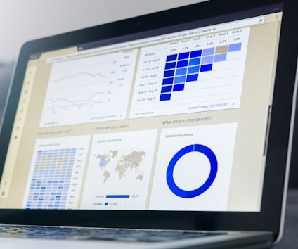 Navigating the World of Investments: Tips for Effective Financial Planning
